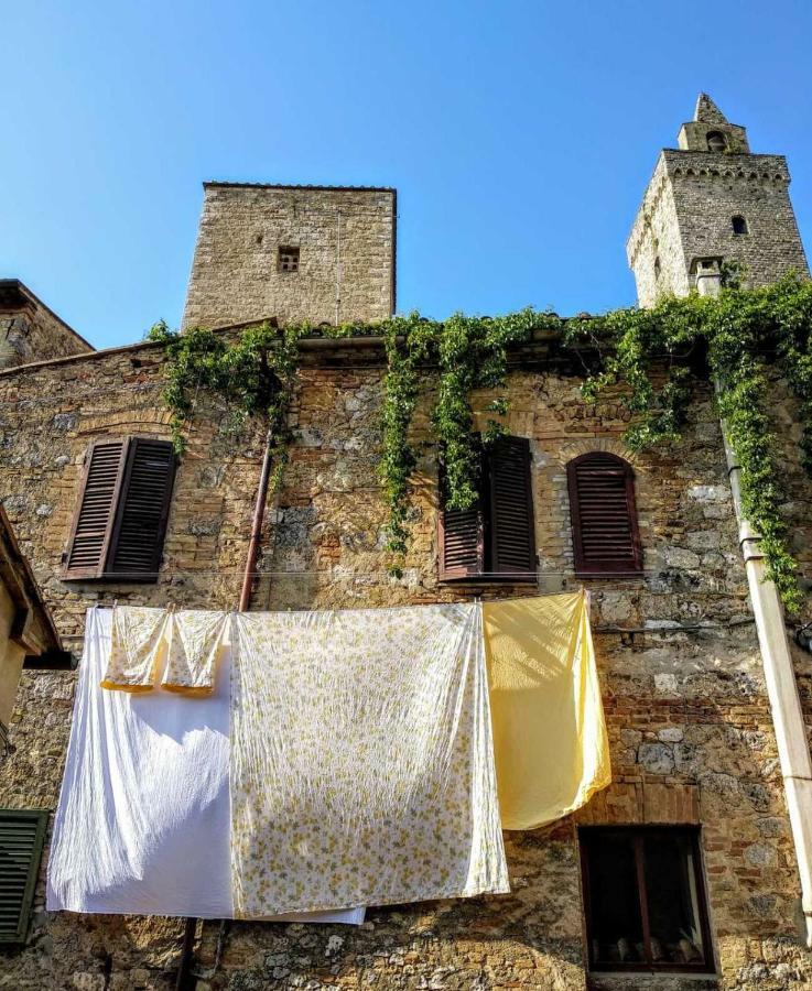 IL PRUNELLO - una casa tra le Torri San Gimignano Exterior foto